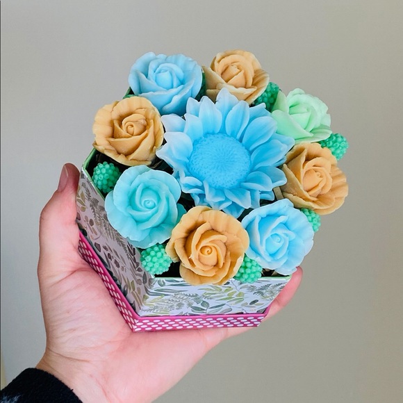 Handmade Soap gift for Her - Picture 2 of 9